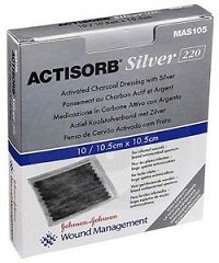 MEDICAZIONE IN CARBONE ATTIVO CON ARGENTO ACTISORB SILVER 10,5X10,5 CM 3 PEZZI