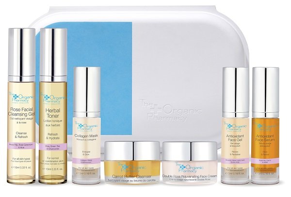 TOP THE ESSENTIAL KIT