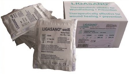 MEDICAZIONE IN COMPRESSE DI POLIURETANO ESPANSO FORMATO DA RETICOLI CELLULARI A NIDO D%27APE 10X10X1CM 10 PEZZI