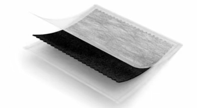 MEDICAZIONE IN CARBONE ATTIVO CON ARGENTO ACTISORB SILVER 220 MISURA 10,5X10,5 10 PEZZI